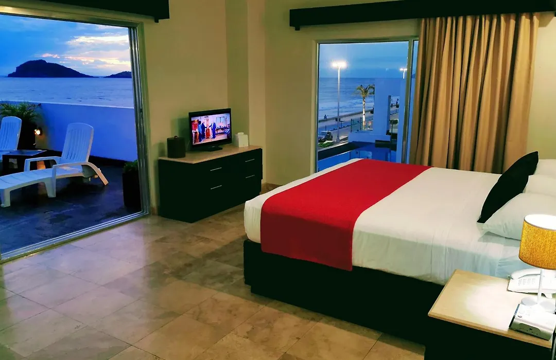 Coral Island Beach View Hotel-1